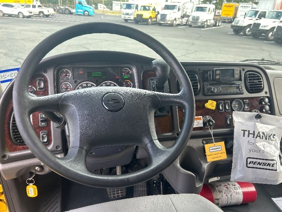 Medium Duty Box Truck-Light and Medium Duty Trucks-Freightliner-2022-M2-Charlotte-NC-214,030\n\t\tmiles-$ 56,250 - Image 18