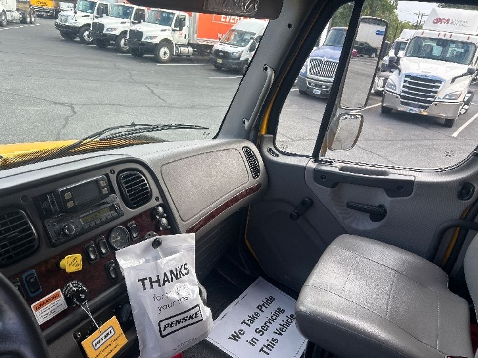 Medium Duty Box Truck-Light and Medium Duty Trucks-Freightliner-2022-M2-Charlotte-NC-214,030\n\t\tmiles-$ 56,250 - Image 19