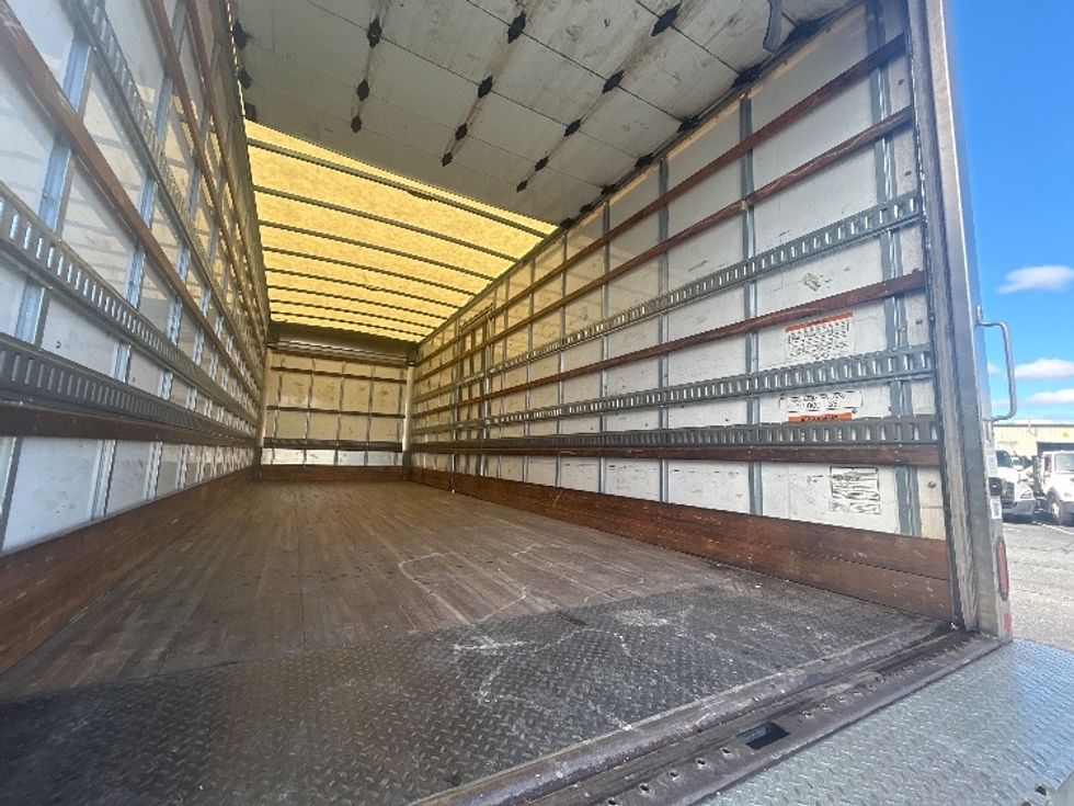Medium Duty Box Truck-Light and Medium Duty Trucks-Freightliner-2022-M2-Charlotte-NC-247,868\n\t\tmiles-$ 49,750 - Image 12