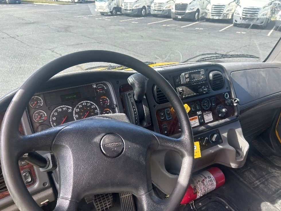 Medium Duty Box Truck-Light and Medium Duty Trucks-Freightliner-2022-M2-Charlotte-NC-247,868\n\t\tmiles-$ 49,750 - Image 17