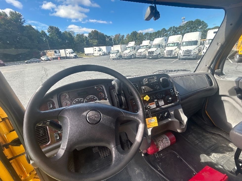 Medium Duty Box Truck-Light and Medium Duty Trucks-Freightliner-2022-M2-Charlotte-NC-247,868\n\t\tmiles-$ 49,750 - Image 18