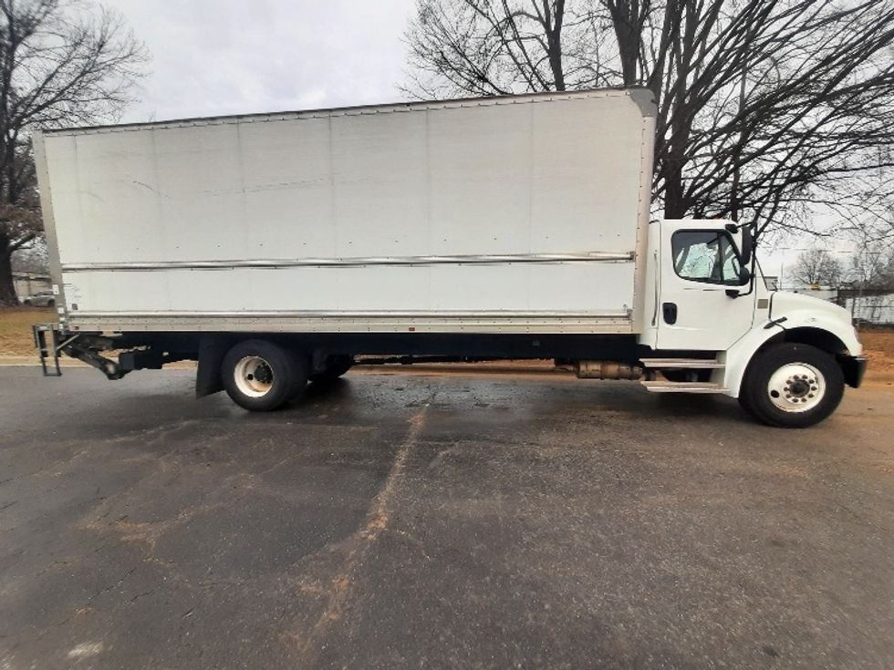 Medium Duty Box Truck-Light and Medium Duty Trucks-Freightliner-2022-M2-Charlotte-NC-280,180\n\t\tmiles-$ 45,000 - Image 13