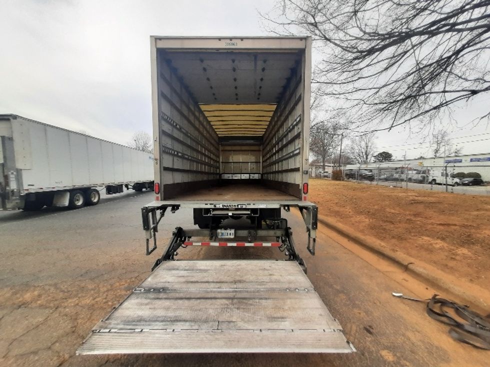 Medium Duty Box Truck-Light and Medium Duty Trucks-Freightliner-2022-M2-Charlotte-NC-280,180\n\t\tmiles-$ 45,000 - Image 8
