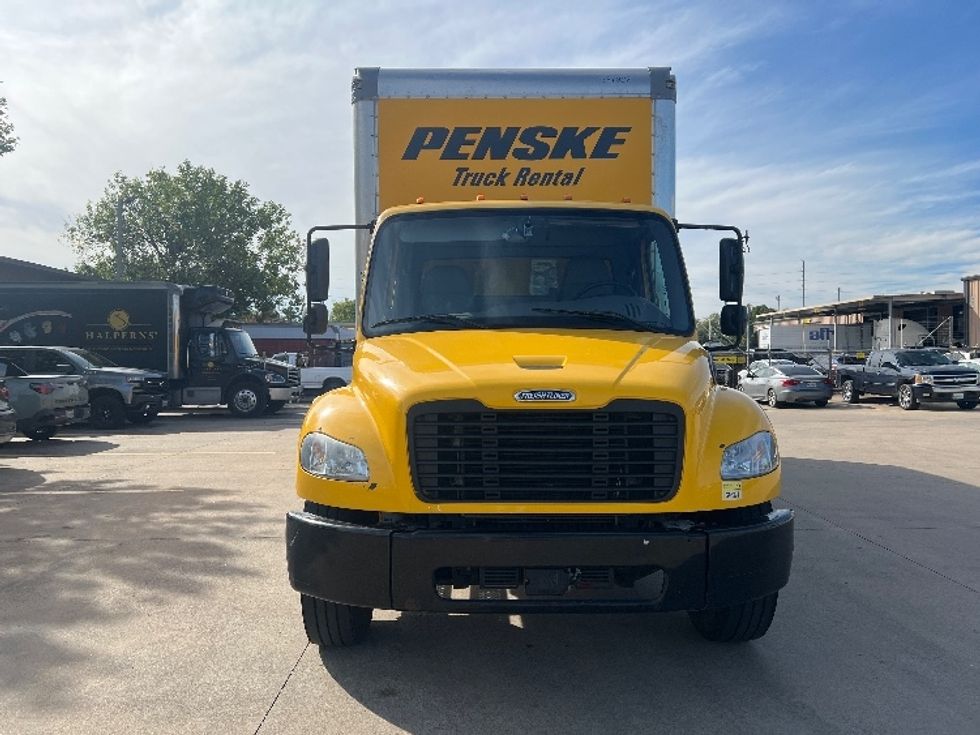 Medium Duty Box Truck-Light and Medium Duty Trucks-Freightliner-2022-M2-Chattanooga-TN-235,556\n\t\tmiles-$ 47,750 - Image 2