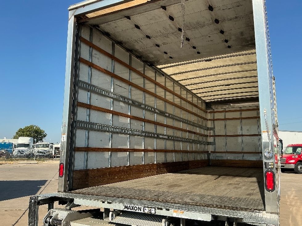 Medium Duty Box Truck-Light and Medium Duty Trucks-Freightliner-2022-M2-Chesapeake-VA-234,515\n\t\tmiles-$ 48,000 - Image 11