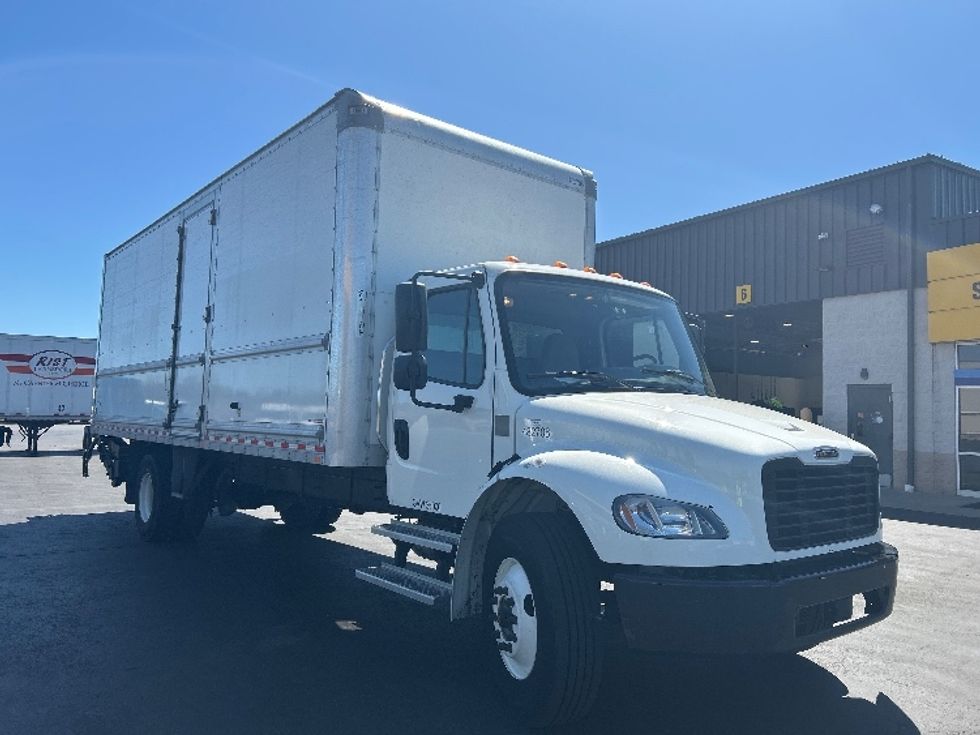 Medium Duty Box Truck-Light and Medium Duty Trucks-Freightliner-2022-M2-Chicopee-MA-225,369\n\t\tmiles-$ 55,250 - Image 1