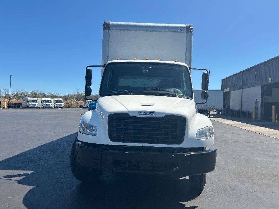 Medium Duty Box Truck-Light and Medium Duty Trucks-Freightliner-2022-M2-Chicopee-MA-225,369\n\t\tmiles-$ 55,250 - Image 2