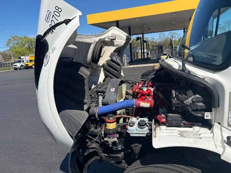 Medium Duty Box Truck-Light and Medium Duty Trucks-Freightliner-2022-M2-Chicopee-MA-225,369\n\t\tmiles-$ 55,250 - Image 24