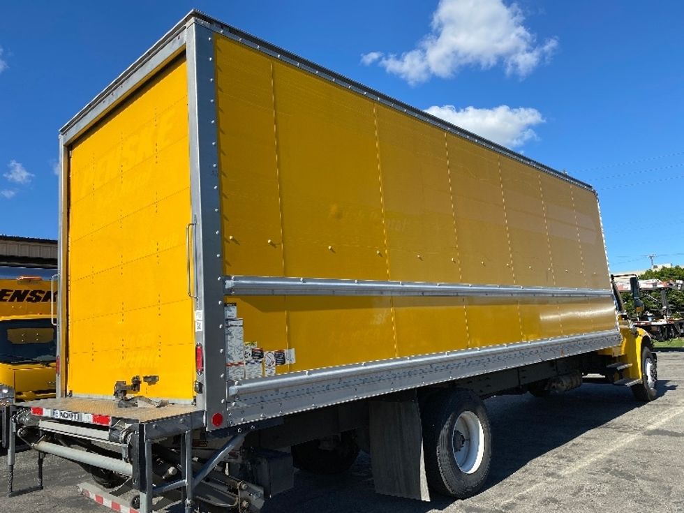 Medium Duty Box Truck-Light and Medium Duty Trucks-Freightliner-2022-M2-Chino-CA-111,343\n\t\tmiles-$ 76,500 - Image 18