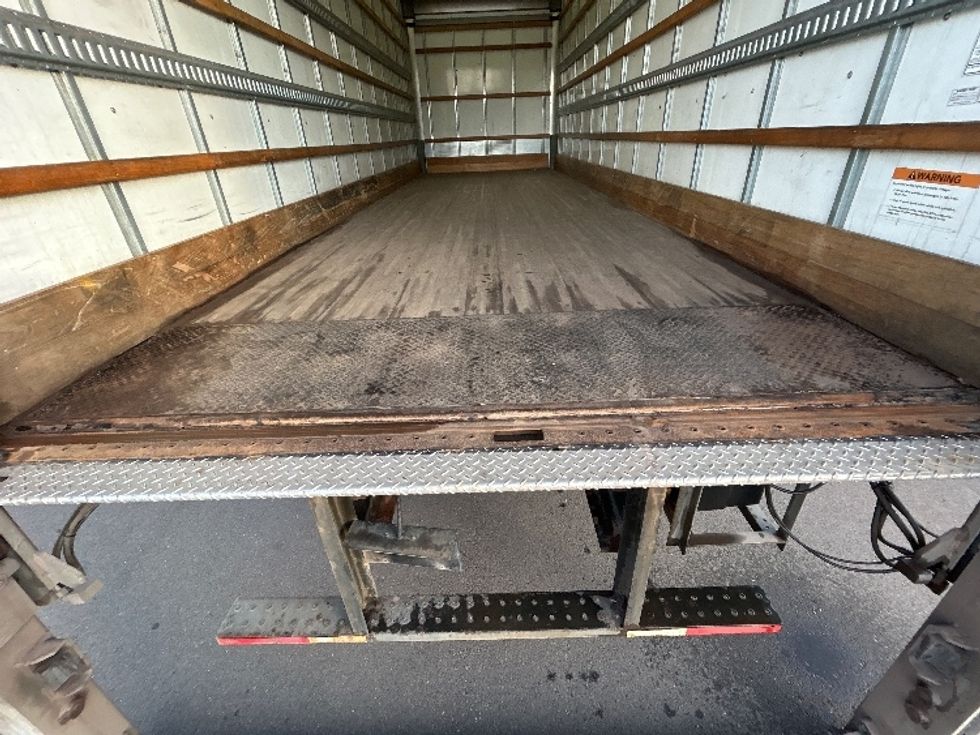 Medium Duty Box Truck-Light and Medium Duty Trucks-Freightliner-2022-M2-Clackamas-OR-257,456\n\t\tmiles-$ 39,500 - Image 10