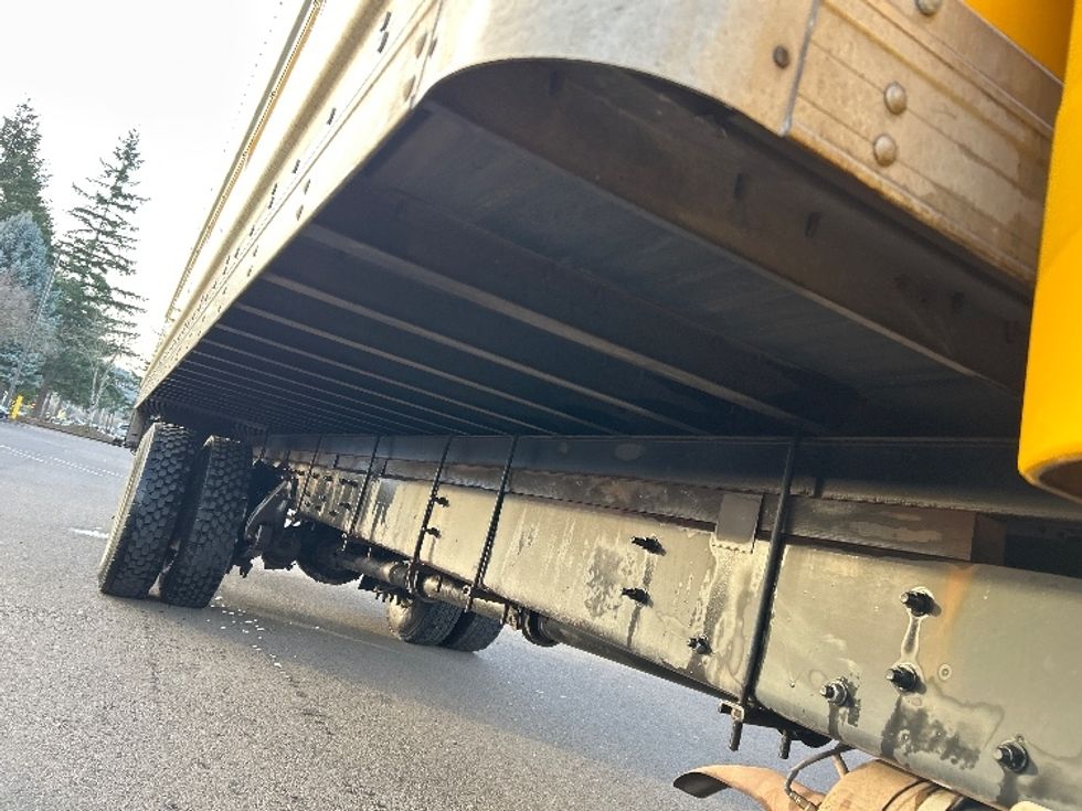 Medium Duty Box Truck-Light and Medium Duty Trucks-Freightliner-2022-M2-Clackamas-OR-257,456\n\t\tmiles-$ 39,500 - Image 14