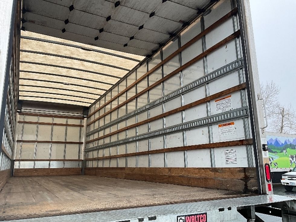 Medium Duty Box Truck-Light and Medium Duty Trucks-Freightliner-2022-M2-Clackamas-OR-77,950\n\t\tmiles-$ 78,750 - Image 12