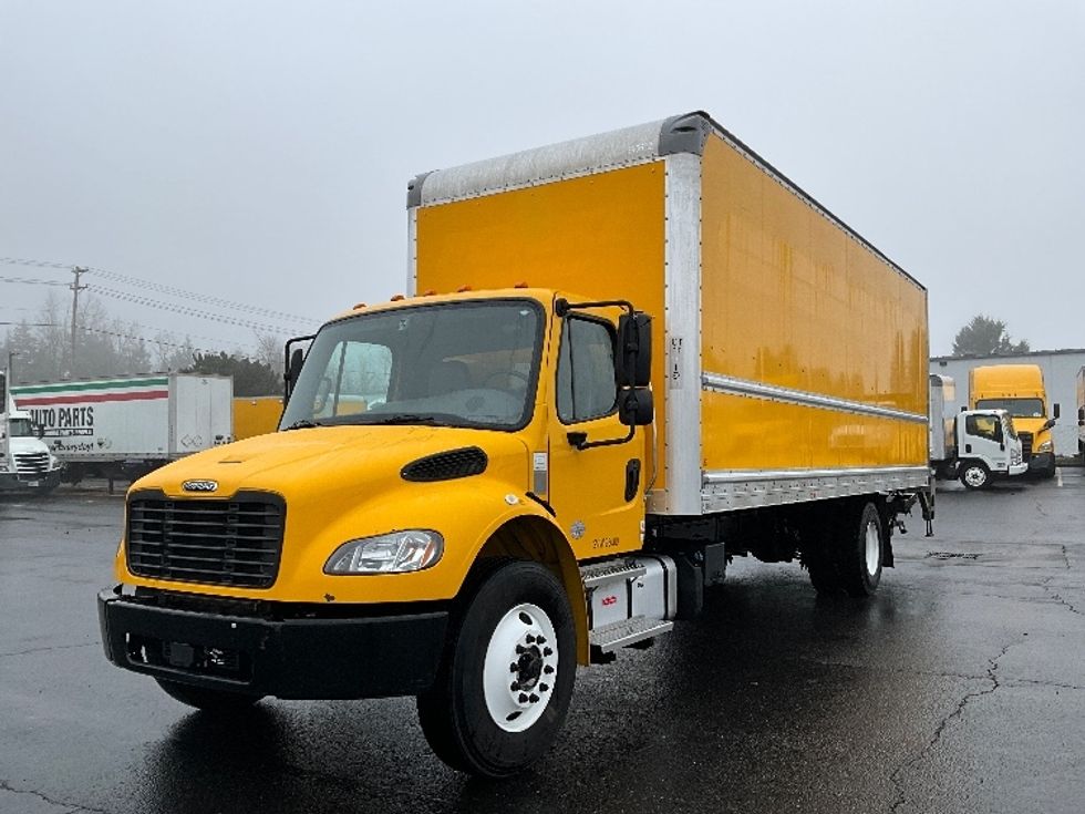 Medium Duty Box Truck-Light and Medium Duty Trucks-Freightliner-2022-M2-Clackamas-OR-77,950\n\t\tmiles-$ 78,750 - Image 3