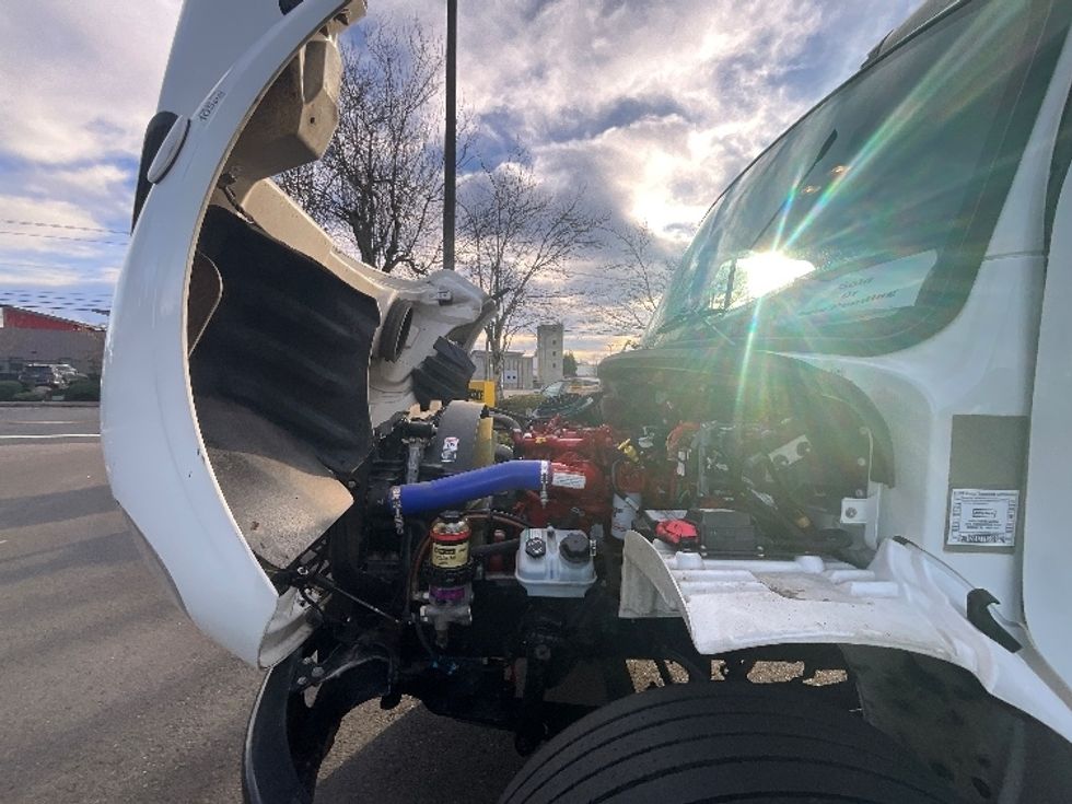 Medium Duty Box Truck-Light and Medium Duty Trucks-Freightliner-2022-M2-Clackamas-OR-95,479\n\t\tmiles-$ 78,750 - Image 24