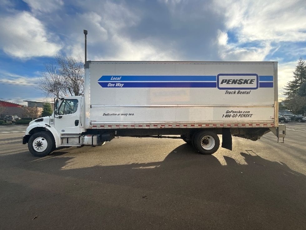 Medium Duty Box Truck-Light and Medium Duty Trucks-Freightliner-2022-M2-Clackamas-OR-95,479\n\t\tmiles-$ 78,750 - Image 4
