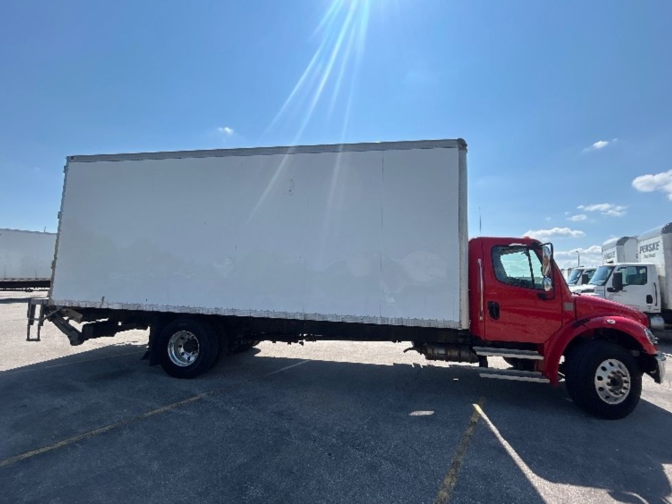 Medium Duty Box Truck-Light and Medium Duty Trucks-Freightliner-2022-M2-Clarksville-IN-235,929\n\t\tmiles-$ 50,000 - Image 15