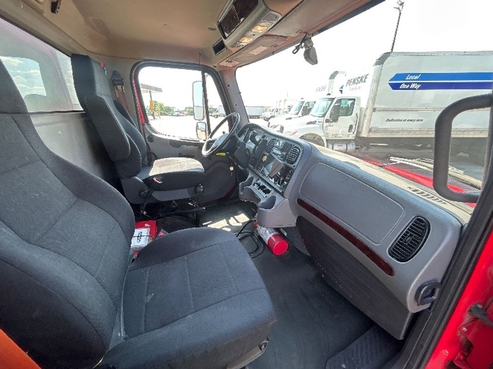 Medium Duty Box Truck-Light and Medium Duty Trucks-Freightliner-2022-M2-Clarksville-IN-235,929\n\t\tmiles-$ 50,000 - Image 22