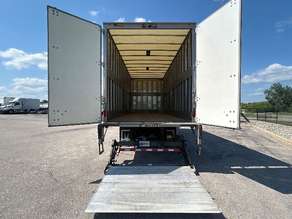 Medium Duty Box Truck-Light and Medium Duty Trucks-Freightliner-2022-M2-Clarksville-IN-235,929\n\t\tmiles-$ 50,000 - Image 9