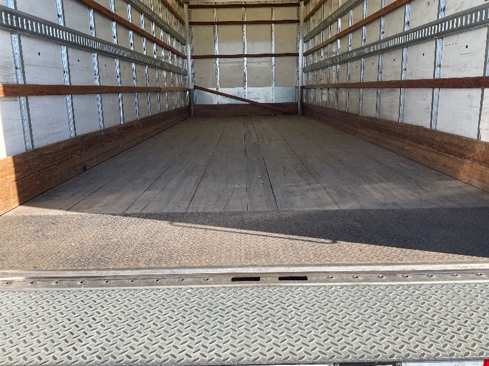 Medium Duty Box Truck-Light and Medium Duty Trucks-Freightliner-2022-M2-Colorado Springs-CO-208,147\n\t\tmiles-$ 55,500 - Image 10