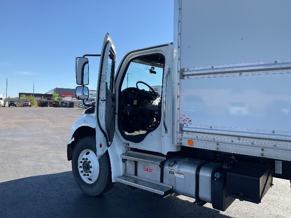 Medium Duty Box Truck-Light and Medium Duty Trucks-Freightliner-2022-M2-Colorado Springs-CO-208,147\n\t\tmiles-$ 55,500 - Image 16