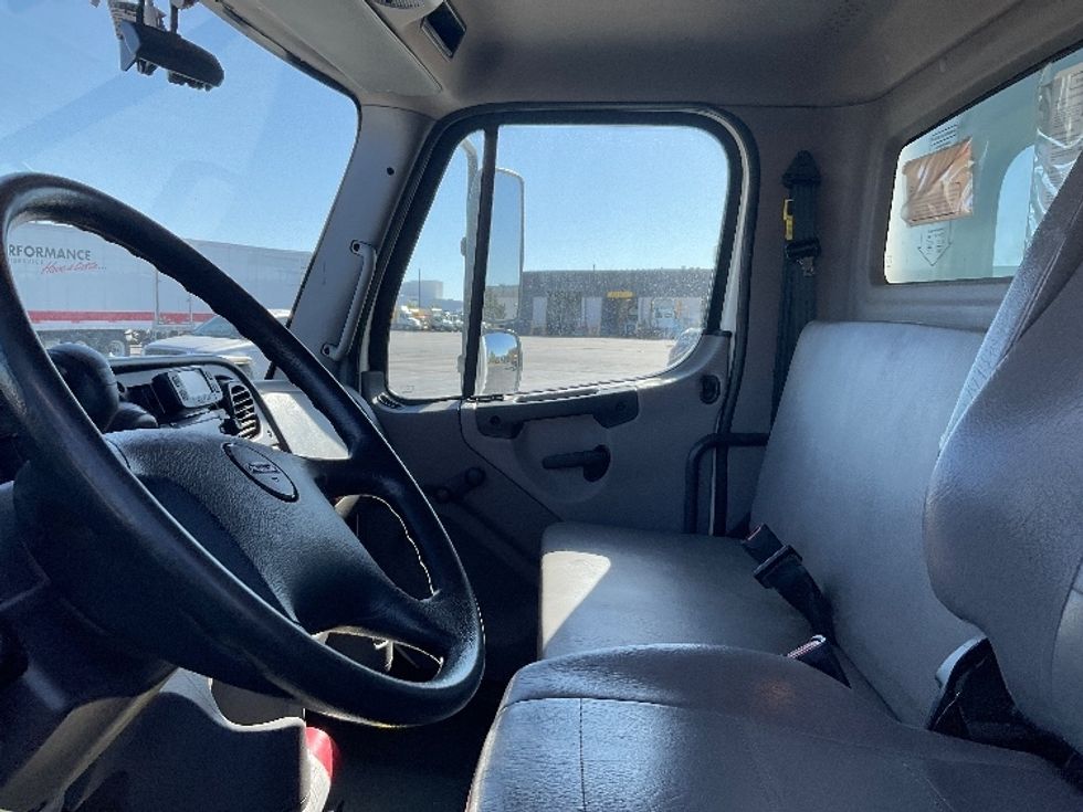 Medium Duty Box Truck-Light and Medium Duty Trucks-Freightliner-2022-M2-Colorado Springs-CO-208,147\n\t\tmiles-$ 55,500 - Image 19