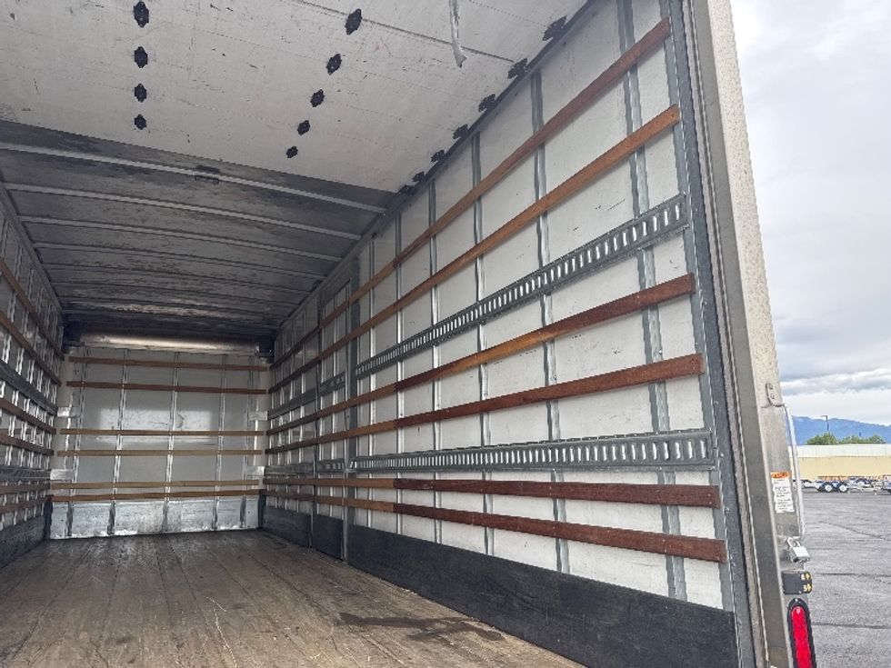 Medium Duty Box Truck-Light and Medium Duty Trucks-Freightliner-2022-M2-Colorado Springs-CO-52,463\n\t\tmiles-$ 88,750 - Image 12