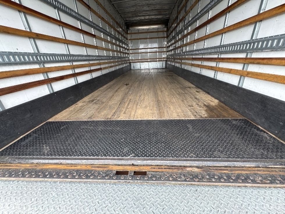 Medium Duty Box Truck-Light and Medium Duty Trucks-Freightliner-2022-M2-Colorado Springs-CO-53,240\n\t\tmiles-$ 88,750 - Image 10