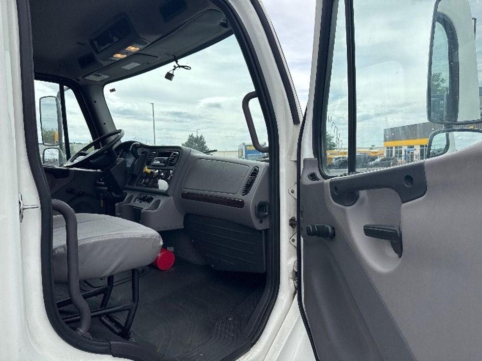 Medium Duty Box Truck-Light and Medium Duty Trucks-Freightliner-2022-M2-Colorado Springs-CO-53,240\n\t\tmiles-$ 88,750 - Image 20