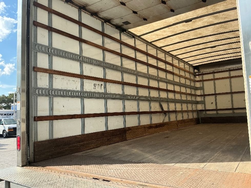 Medium Duty Box Truck-Light and Medium Duty Trucks-Freightliner-2022-M2-Columbus-GA-153,370\n\t\tmiles-$ 59,000 - Image 11