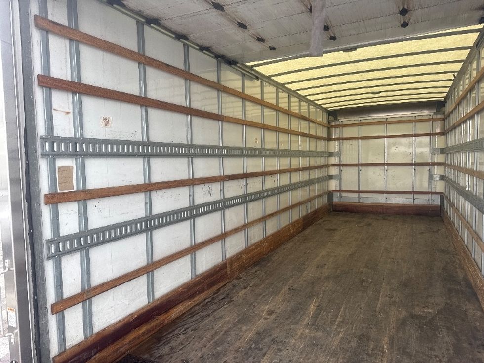 Medium Duty Box Truck-Light and Medium Duty Trucks-Freightliner-2022-M2-Columbus-OH-195,402\n\t\tmiles-$ 51,750 - Image 11