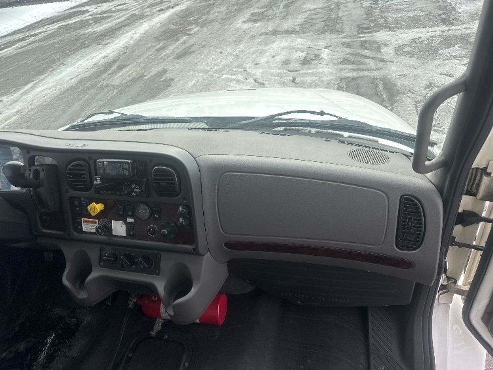 Medium Duty Box Truck-Light and Medium Duty Trucks-Freightliner-2022-M2-Columbus-OH-195,402\n\t\tmiles-$ 51,750 - Image 21