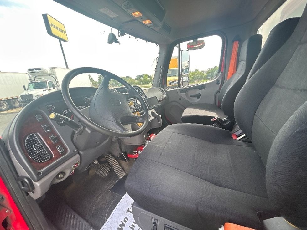 Medium Duty Box Truck-Light and Medium Duty Trucks-Freightliner-2022-M2-Columbus-OH-210,310\n\t\tmiles-$ 53,750 - Image 11