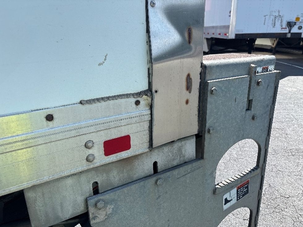 Medium Duty Box Truck-Light and Medium Duty Trucks-Freightliner-2022-M2-Concord-NC-217,638\n\t\tmiles-$ 64,000 - Image 25