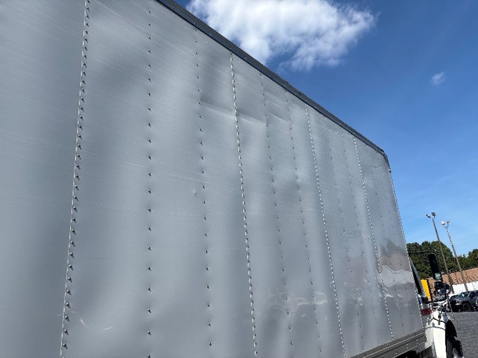 Medium Duty Box Truck-Light and Medium Duty Trucks-Freightliner-2022-M2-Concord-NC-217,638\n\t\tmiles-$ 64,000 - Image 27