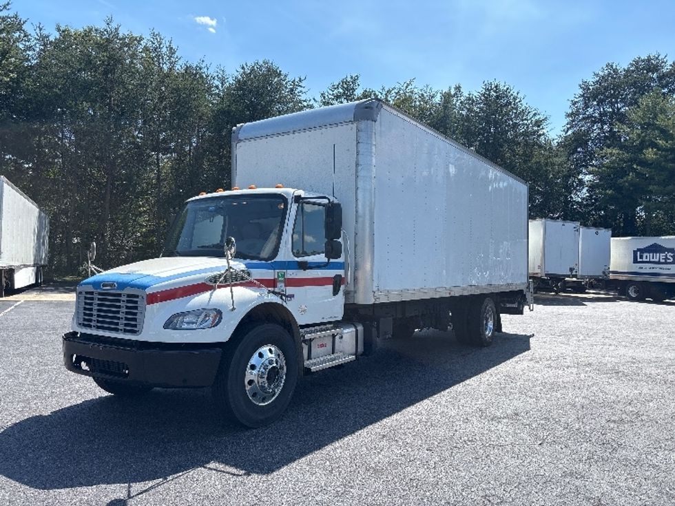 Medium Duty Box Truck-Light and Medium Duty Trucks-Freightliner-2022-M2-Concord-NC-217,638\n\t\tmiles-$ 64,000 - Image 3