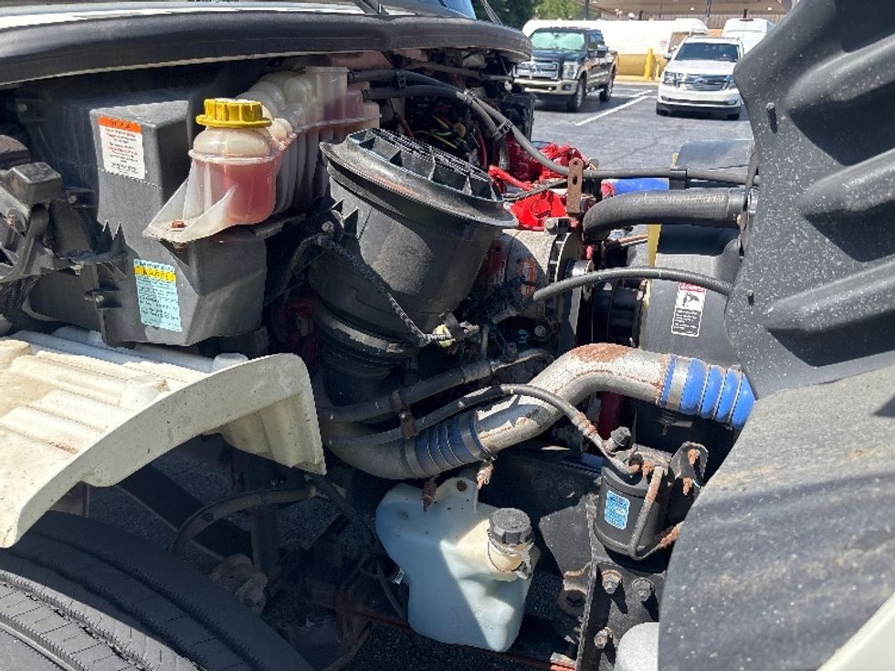 Medium Duty Box Truck-Light and Medium Duty Trucks-Freightliner-2022-M2-Concord-NC-237,484\n\t\tmiles-$ 60,000 - Image 23