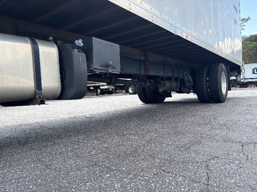 Medium Duty Box Truck-Light and Medium Duty Trucks-Freightliner-2022-M2-Concord-NC-237,484\n\t\tmiles-$ 60,000 - Image 5