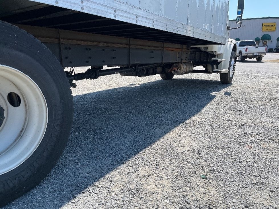 Medium Duty Box Truck-Light and Medium Duty Trucks-Freightliner-2022-M2-Concord-NC-328,106\n\t\tmiles-$ 35,750 - Image 14