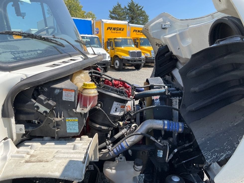 Medium Duty Box Truck-Light and Medium Duty Trucks-Freightliner-2022-M2-Concord-NC-328,106\n\t\tmiles-$ 35,750 - Image 21