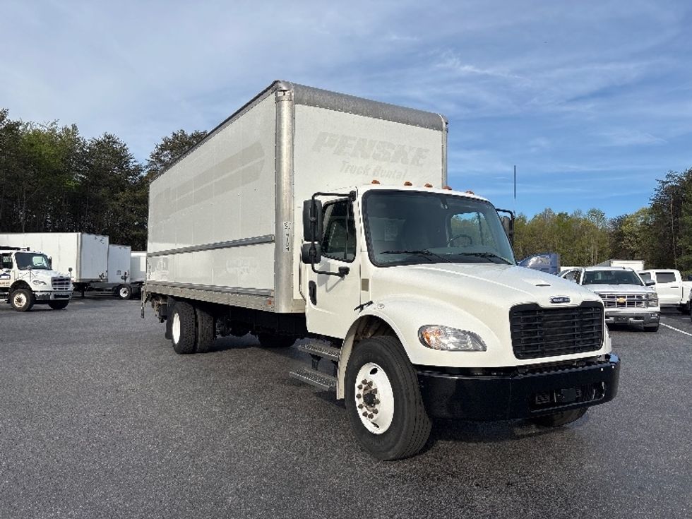 Medium Duty Box Truck-Light and Medium Duty Trucks-Freightliner-2022-M2-Concord-NC-95,637\n\t\tmiles-$ 78,000 - Image 1