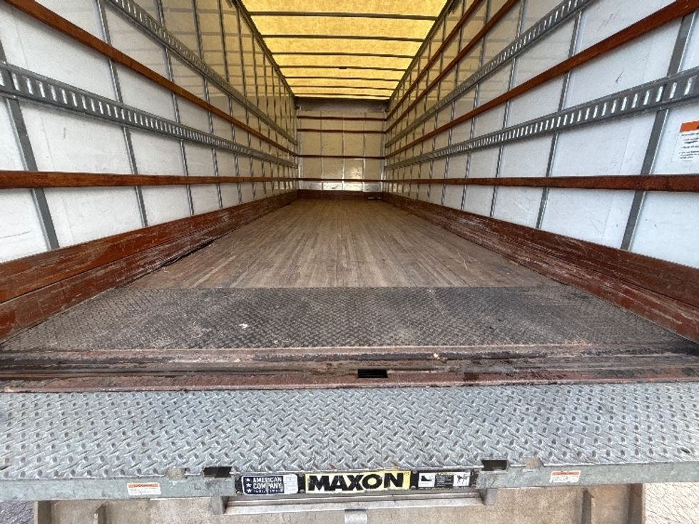 Medium Duty Box Truck-Light and Medium Duty Trucks-Freightliner-2022-M2-Concord-NC-95,637\n\t\tmiles-$ 78,000 - Image 10