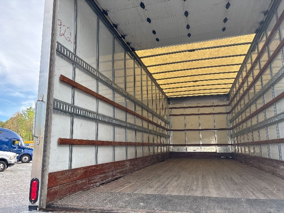 Medium Duty Box Truck-Light and Medium Duty Trucks-Freightliner-2022-M2-Concord-NC-95,637\n\t\tmiles-$ 78,000 - Image 11