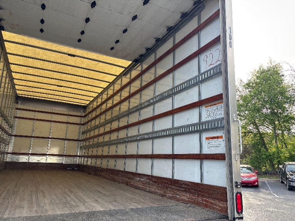 Medium Duty Box Truck-Light and Medium Duty Trucks-Freightliner-2022-M2-Concord-NC-95,637\n\t\tmiles-$ 78,000 - Image 12
