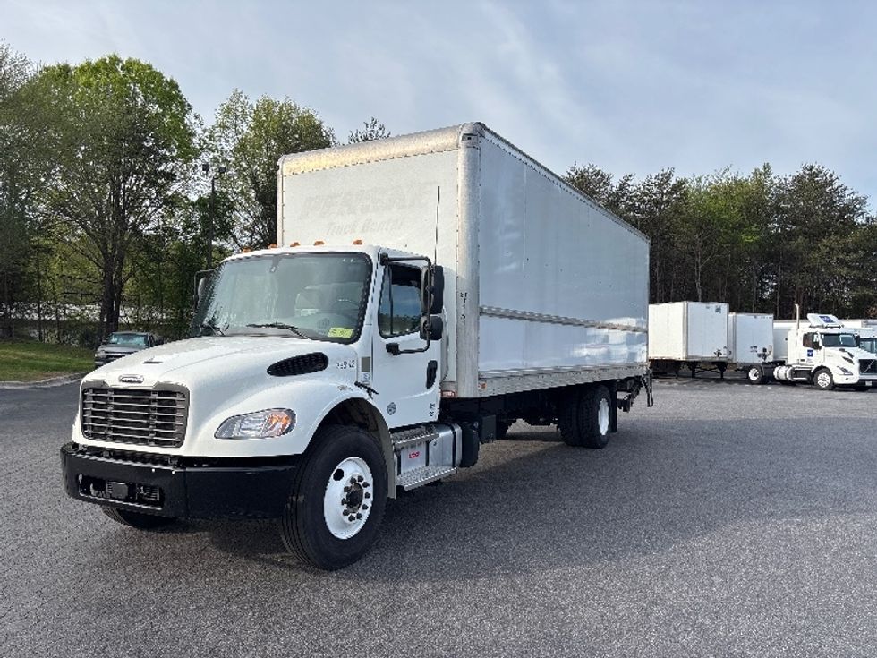 Medium Duty Box Truck-Light and Medium Duty Trucks-Freightliner-2022-M2-Concord-NC-95,637\n\t\tmiles-$ 78,000 - Image 3