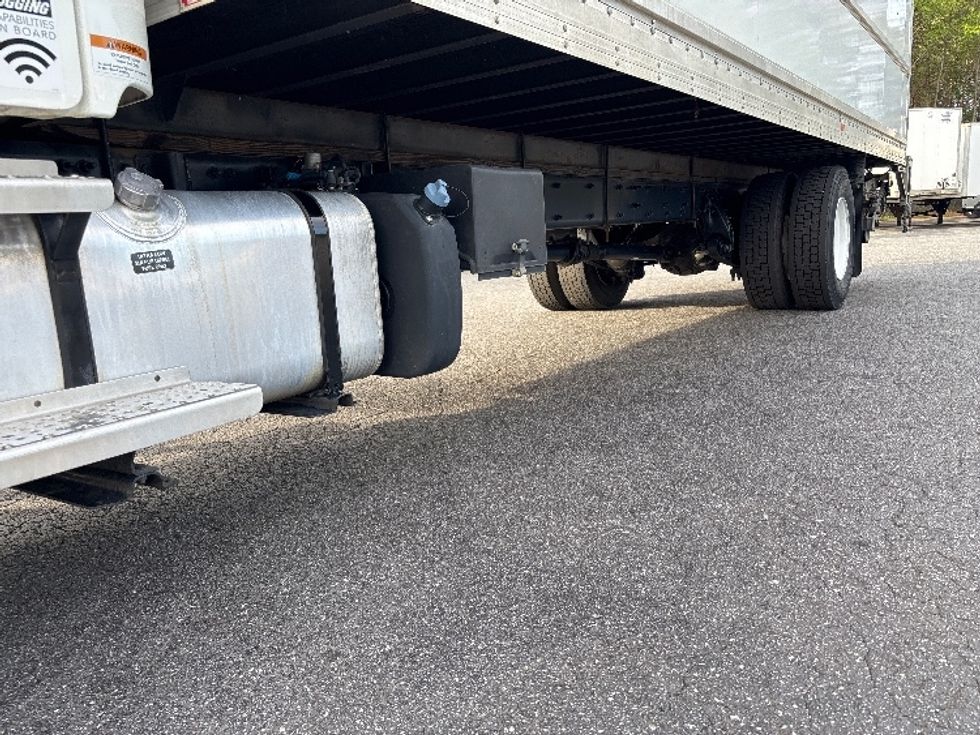 Medium Duty Box Truck-Light and Medium Duty Trucks-Freightliner-2022-M2-Concord-NC-95,637\n\t\tmiles-$ 78,000 - Image 5