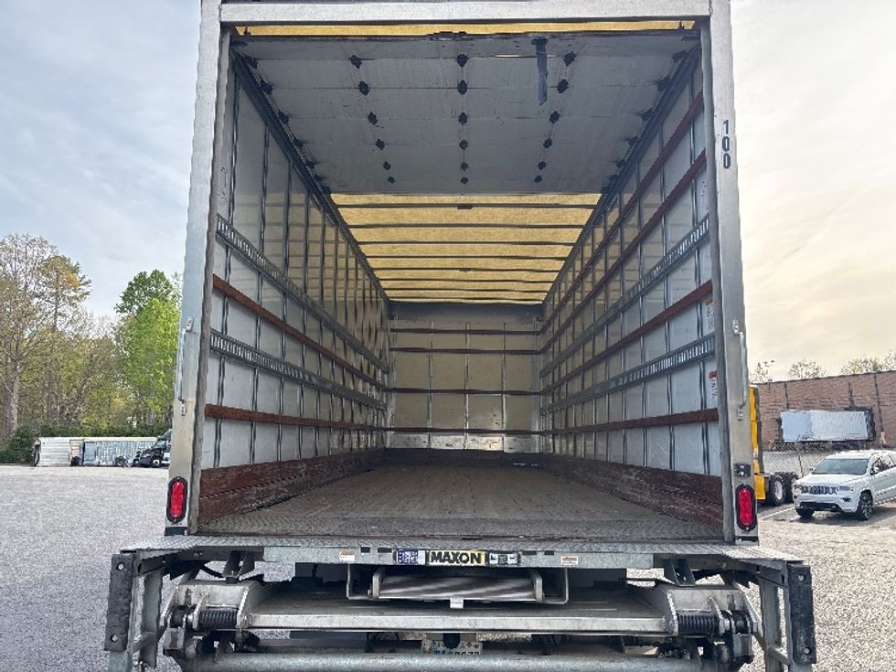 Medium Duty Box Truck-Light and Medium Duty Trucks-Freightliner-2022-M2-Concord-NC-95,637\n\t\tmiles-$ 78,000 - Image 8