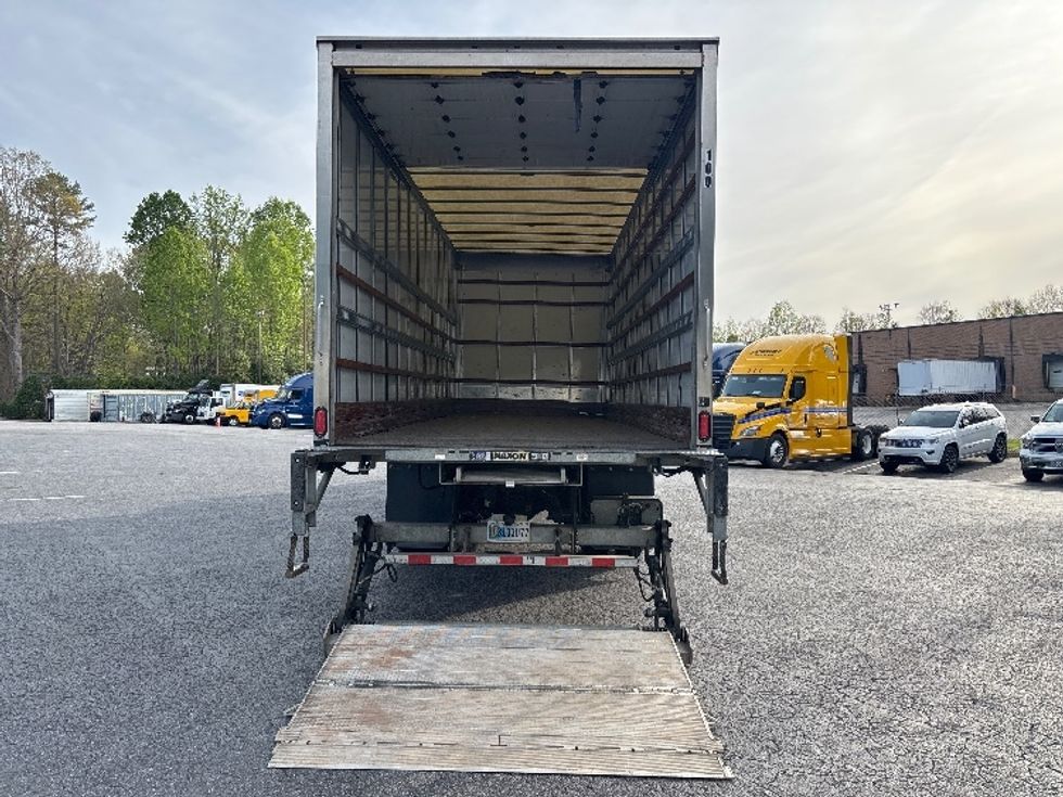 Medium Duty Box Truck-Light and Medium Duty Trucks-Freightliner-2022-M2-Concord-NC-95,637\n\t\tmiles-$ 78,000 - Image 9