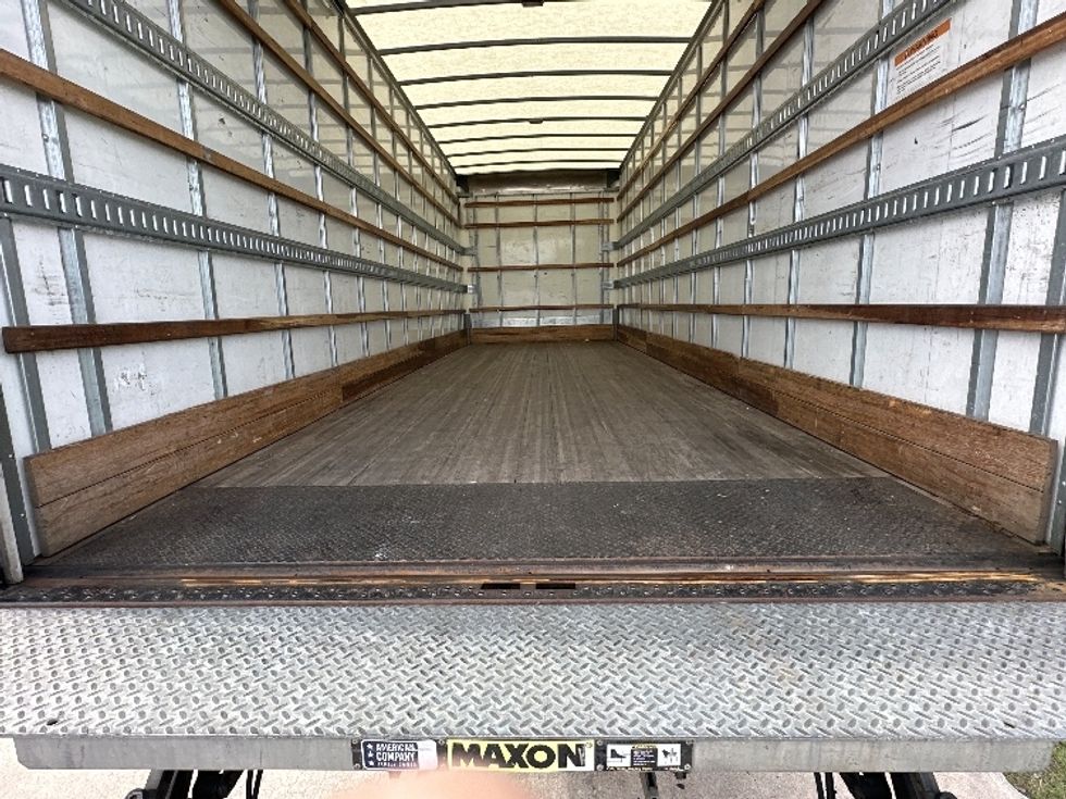 Medium Duty Box Truck-Light and Medium Duty Trucks-Freightliner-2022-M2-Conway-SC-212,234\n\t\tmiles-$ 56,500 - Image 10