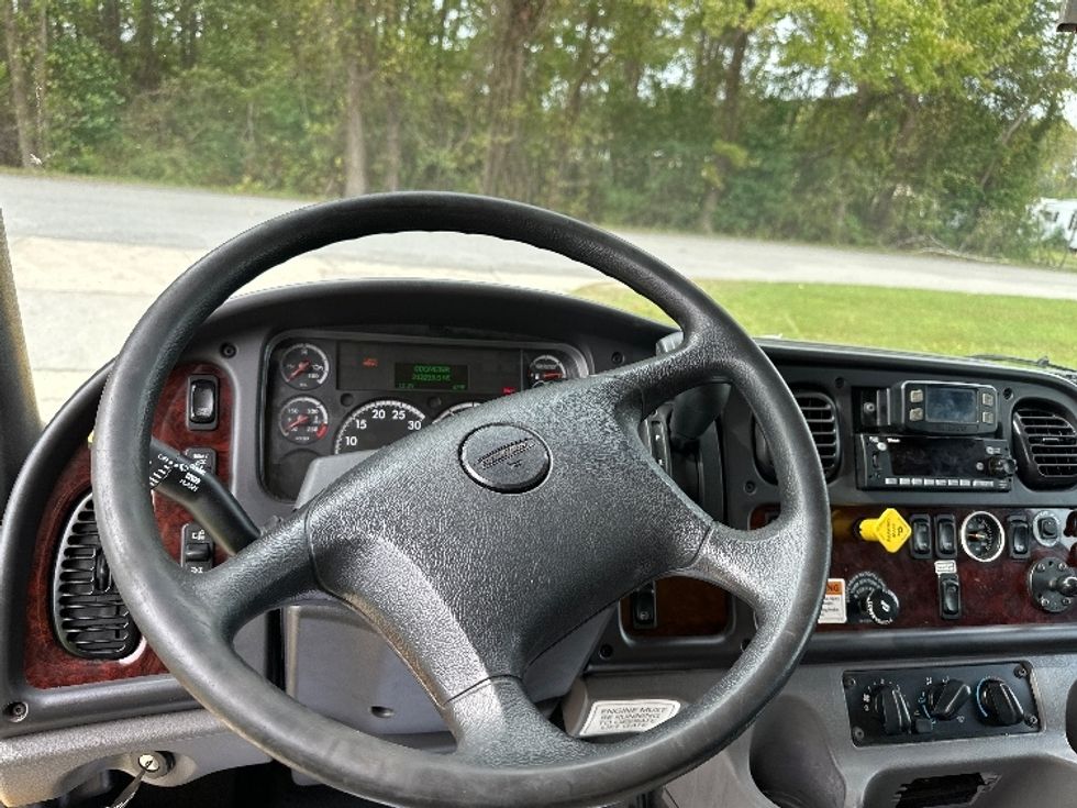 Medium Duty Box Truck-Light and Medium Duty Trucks-Freightliner-2022-M2-Conway-SC-212,234\n\t\tmiles-$ 56,500 - Image 18