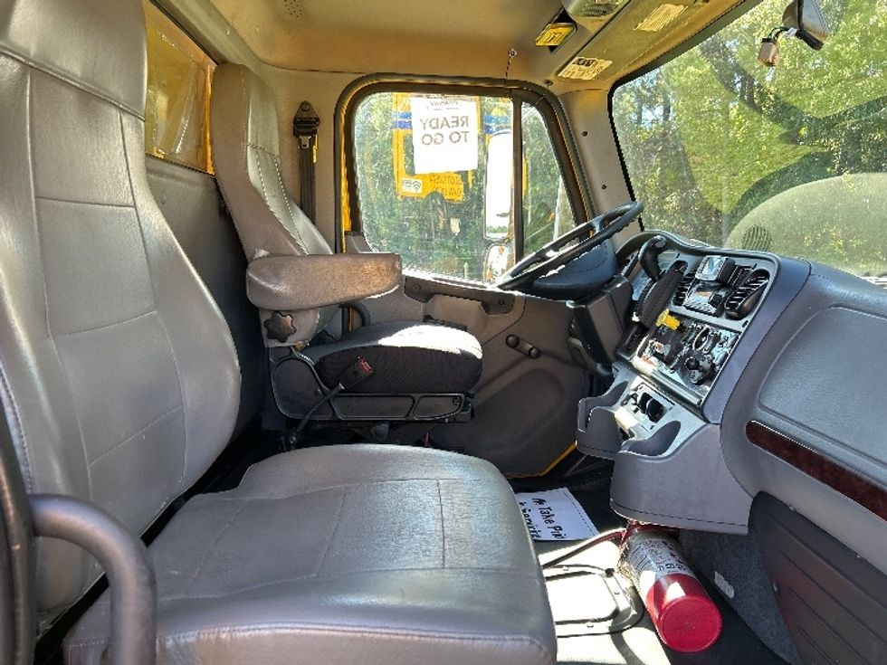Medium Duty Box Truck-Light and Medium Duty Trucks-Freightliner-2022-M2-Conway-SC-212,234\n\t\tmiles-$ 56,500 - Image 22